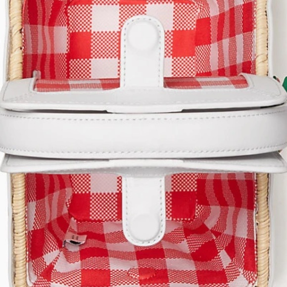 MAKE AN OFFER  Kate Spade Wicker Picnic Basket Strawberry White - Picture 13 of 13
